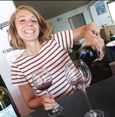 【6/11】ワインと落語の融合！ソムリエが落語家のイメージをワインで表現する無観客ワイン寄席