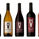 アメリカ産の“濃い旨(うま)ワイン”「ダークホース」5種リニューアル新発売